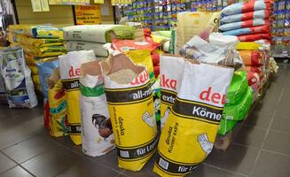 Oestreich Gartenbedarf - Galerie